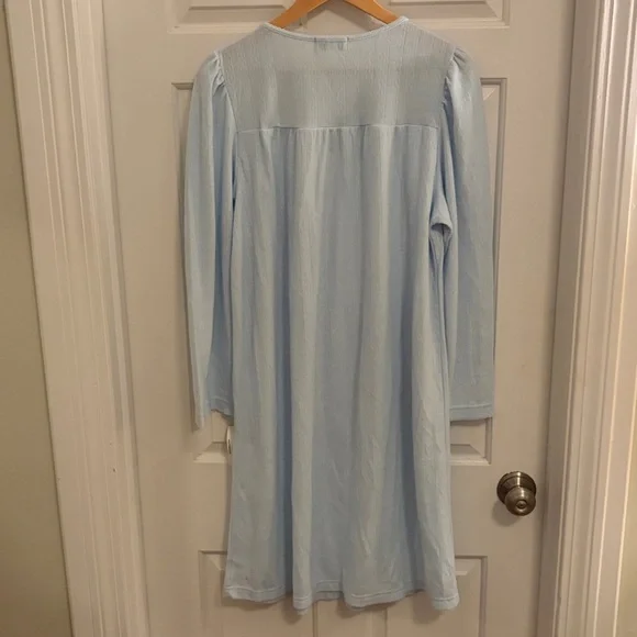NWT Miss Elaine Women's Honeycomb Knit Embroidered Nightgown Pale Blue Medium - Picture 4 of 4